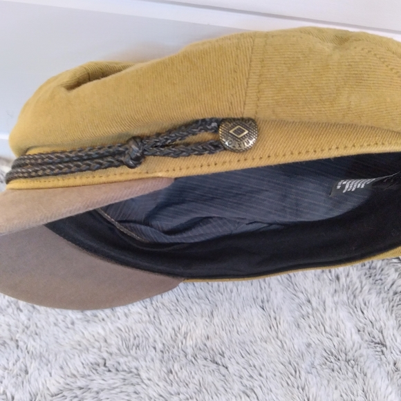 Brixton Linen Blend Newsboy Hat / Cap in a Neutral Tan Colourway. Size Large,EUC - Picture 2 of 6